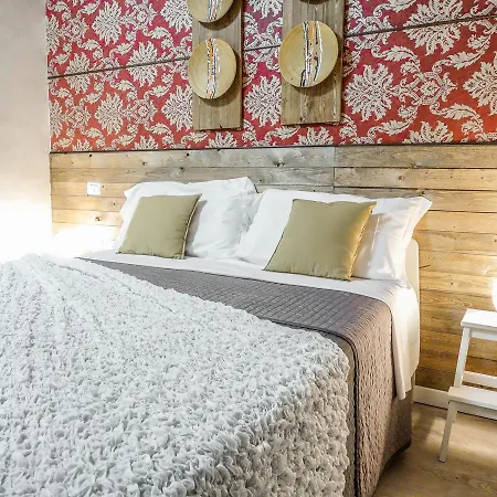 Magic Door בית הארחה 3*