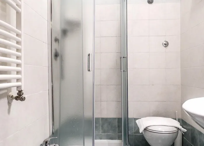 ゲストハウス Magic Door